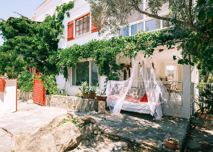 Вилла W Private Pool And Garden 15 Min To Beach Гюверджинлик